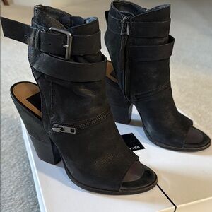 Dolce Vita Nayla Black Nubuck Heeled Boots with Buckle Straps- size 7